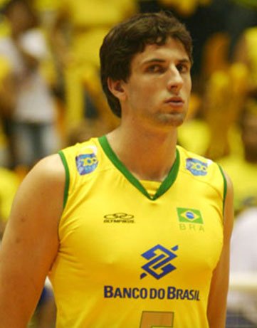 Gustavo Bonatto with the Brazilian National Team